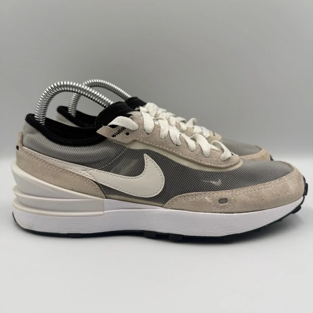 Nike Waffle One Youth Size 5Y Sneakers Mesh Suede Summit White Black Grey